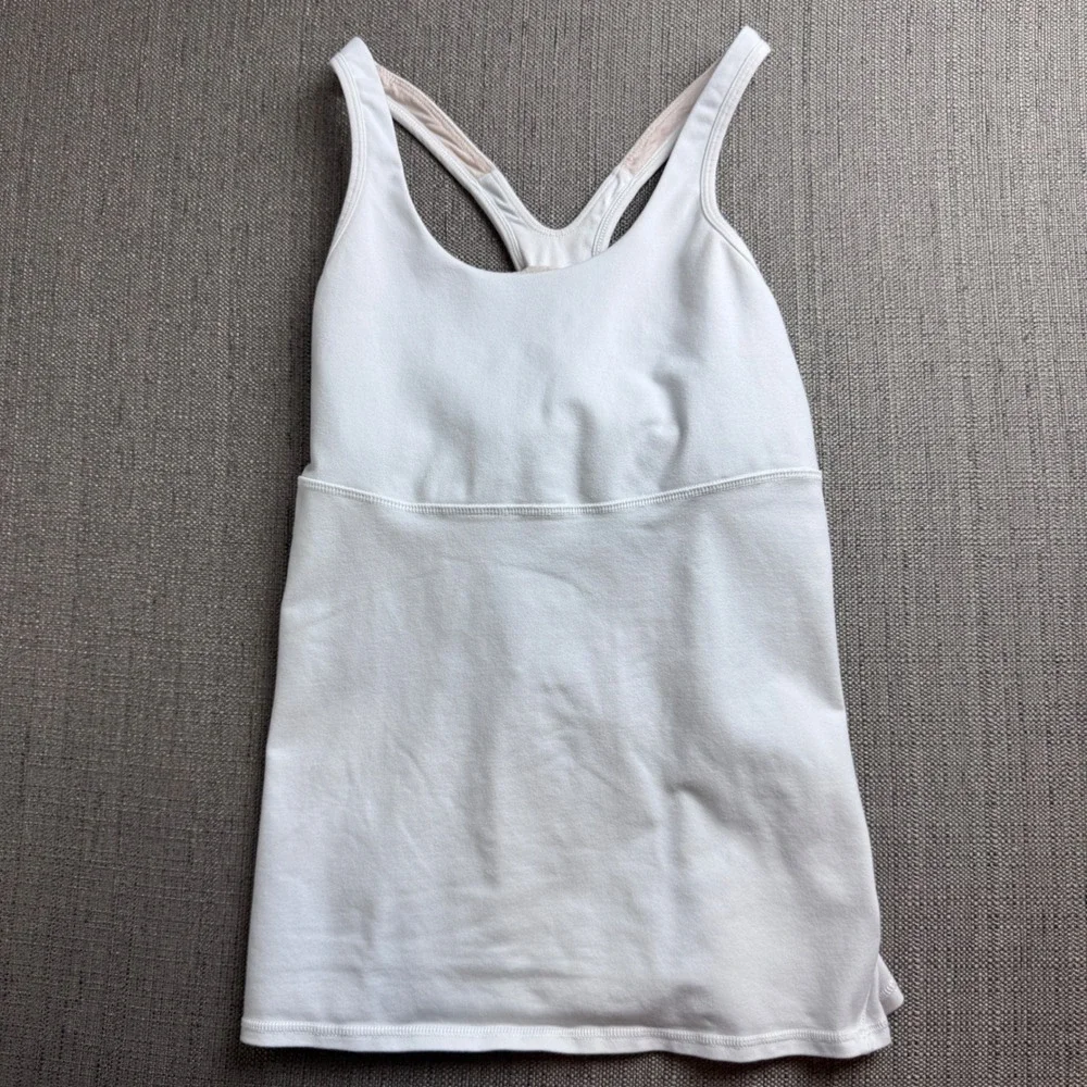 Lululemon White Racerback Tank Top with Built-in Shelf Bra Size 12 Yoga Gym